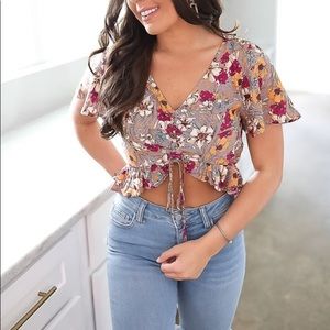 NWT - summer crop top